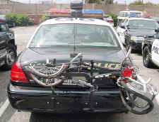 police.jpg (48876 bytes)