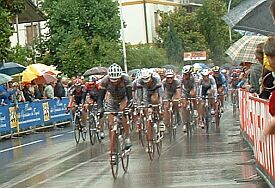 Giro238_canigliano2_s15.jpg (106395 bytes)