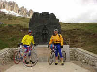 pordoiP5290170.jpg (34880 bytes)