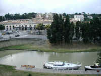 p7190093.jpg (48851 bytes)